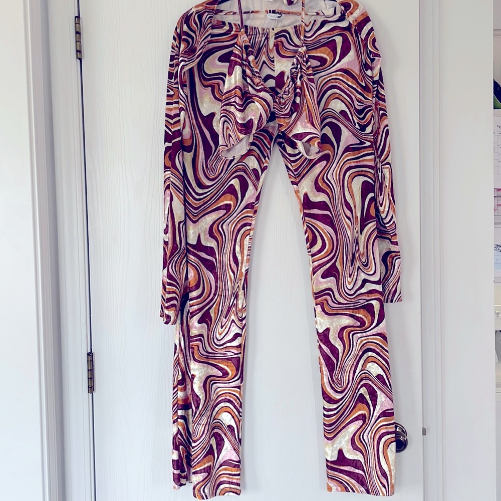 Groovy bell bottom 3 piece set NWT, soft velour touch, Festival wear, stretchy